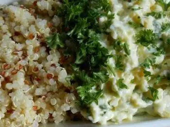 quinoa-met-eiersla-en-peterselie