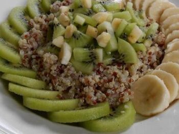 quinoa-met-kiwi-en-banaan-glutenvrij-ontbijt