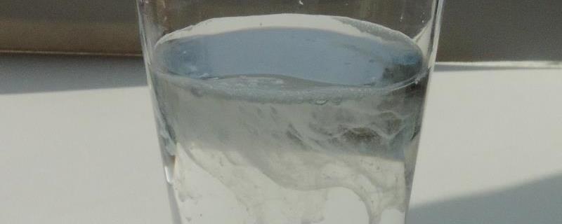 candida-spuugtest-waterglas